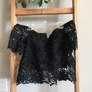 Off Should Black Crop Top